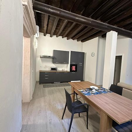 Appartamento Al Campanile Verona Esterno foto