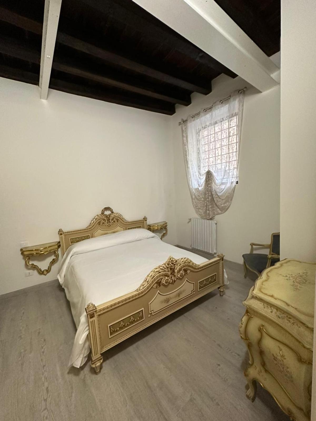 Appartamento Al Campanile Verona Esterno foto