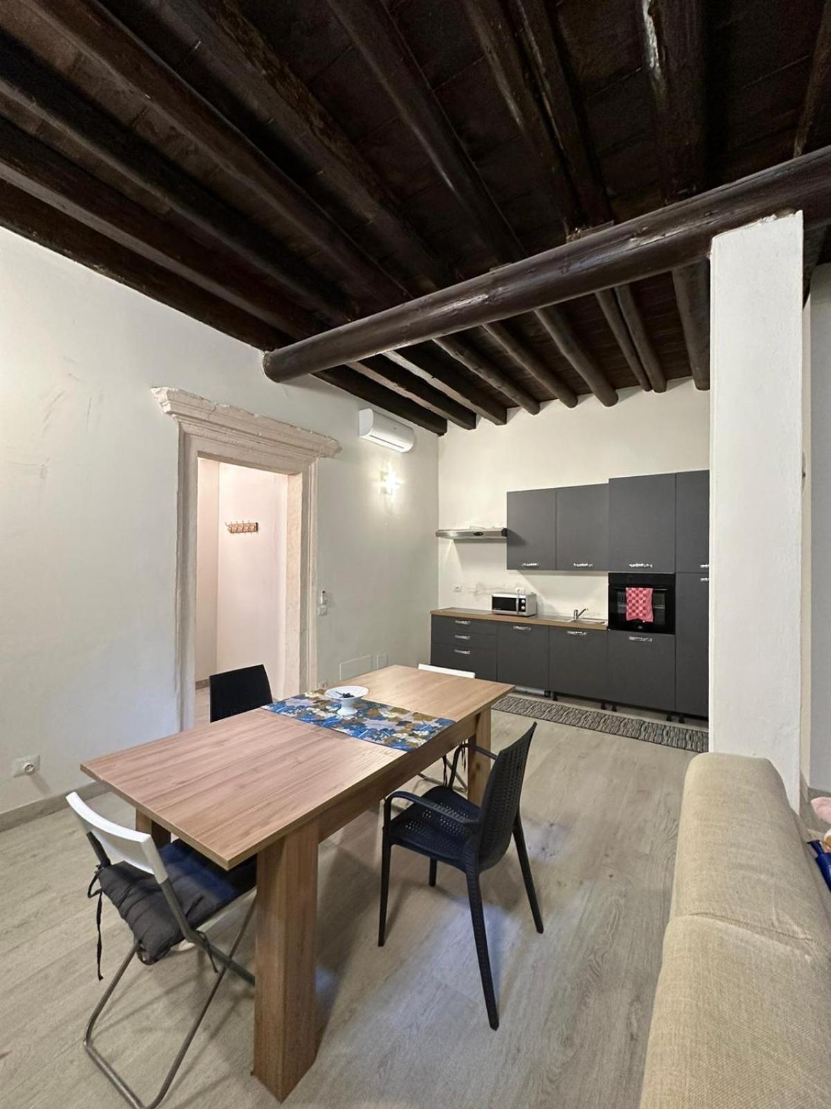 Appartamento Al Campanile Verona Esterno foto